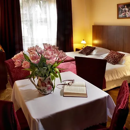 Astor 3*